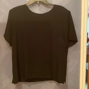 Darue of California black shirt sleeve blouse Size 16